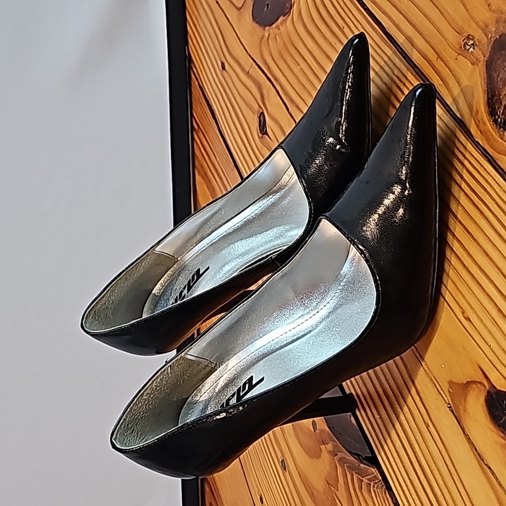Women's Size 7, Stiletto Heel, Black